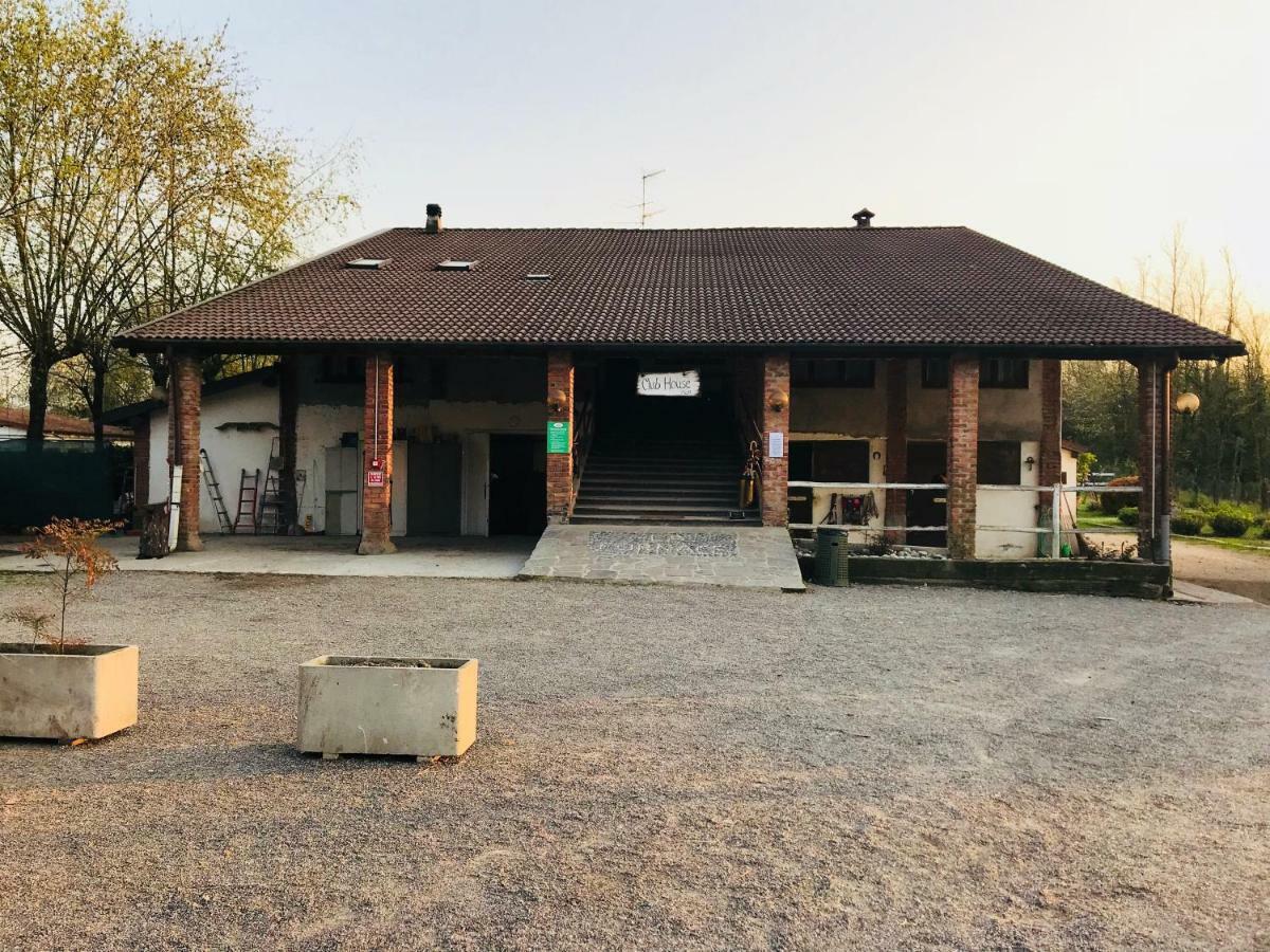 Agriturismo La Fornace Centro Ippico コモ エクステリア 写真
